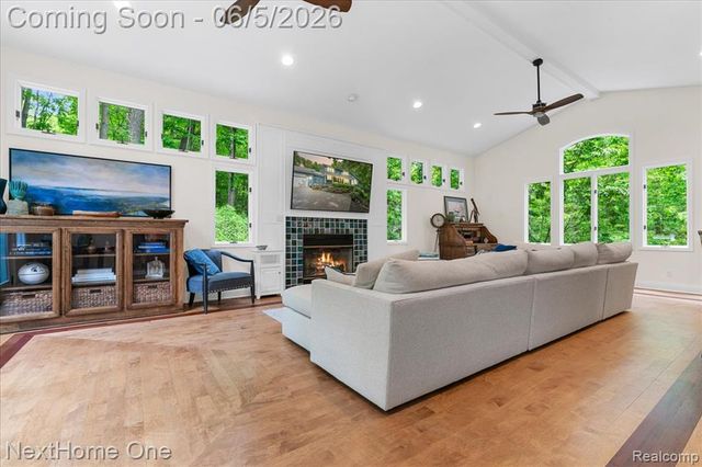 2533 Spring Grove Drive, Brighton, MI 48114