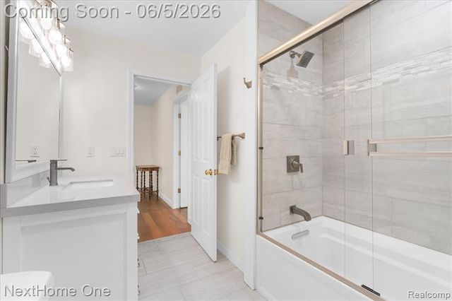 2533 Spring Grove Drive, Brighton, MI 48114