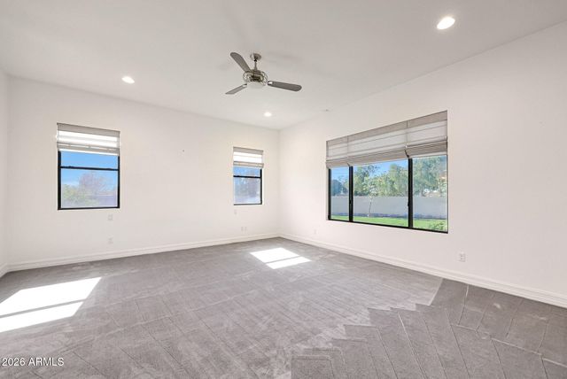 4310 E KINGS Avenue, Phoenix, AZ 85032