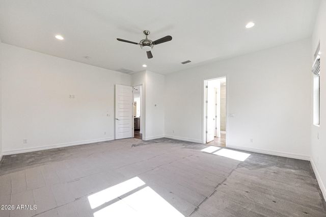 4310 E KINGS Avenue, Phoenix, AZ 85032