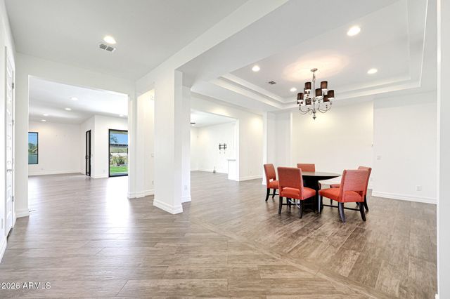 4310 E KINGS Avenue, Phoenix, AZ 85032