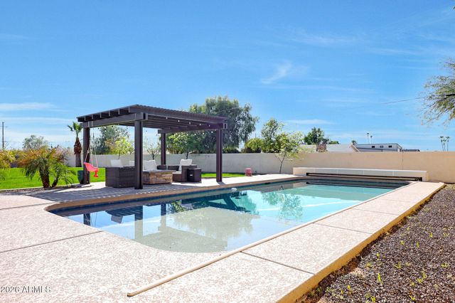 4310 E KINGS Avenue, Phoenix, AZ 85032