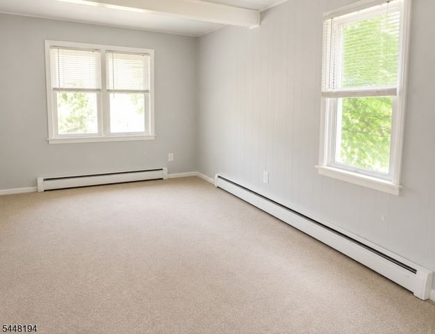 89 Linden St, Bridgewater Twp., NJ 08807