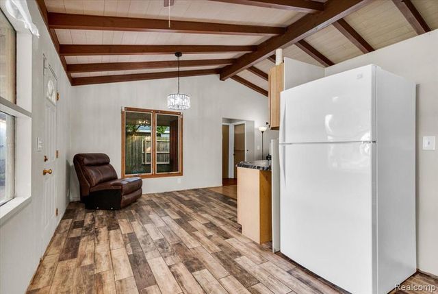 1819 Carmanbrook Parkway, Flint, MI 48507