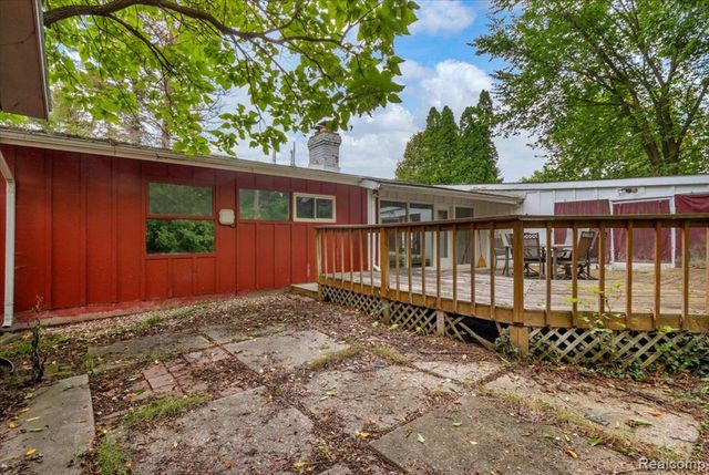 1819 Carmanbrook Parkway, Flint, MI 48507