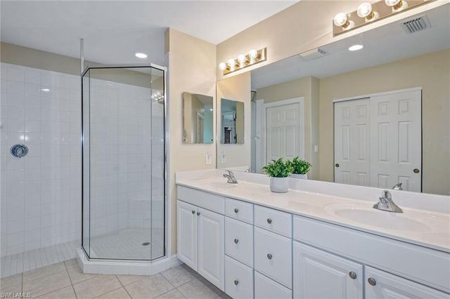 1263 Rialto WAY 102, Naples, FL 34114