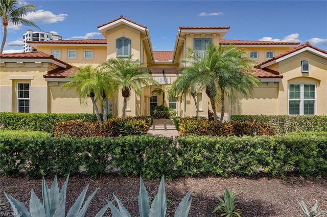 1263 Rialto WAY 102, Naples, FL 34114