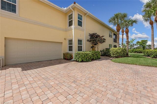 1263 Rialto WAY 102, Naples, FL 34114