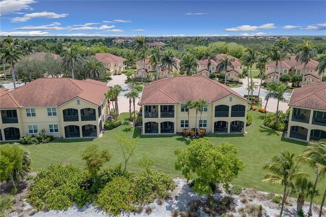 1263 Rialto WAY 102, Naples, FL 34114