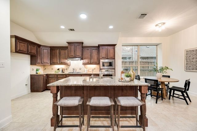 15935 Willowbrook Lane, Frisco, TX 75035