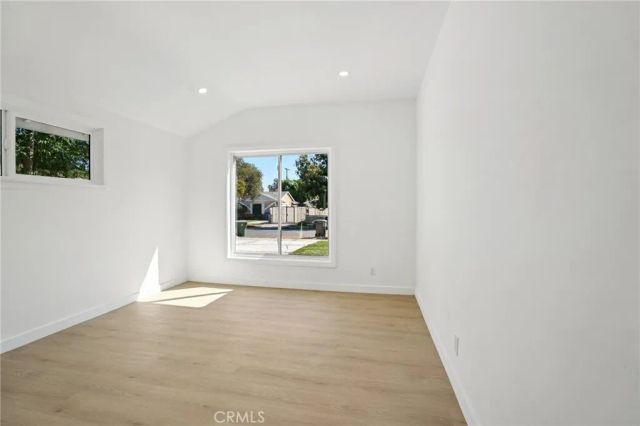 13907 Wyandotte Street, Van Nuys, CA 91405