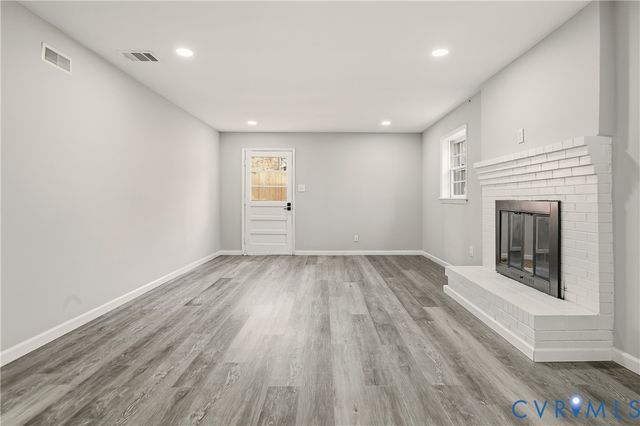 14536 Sir Peyton Dr, Chester, VA 23836