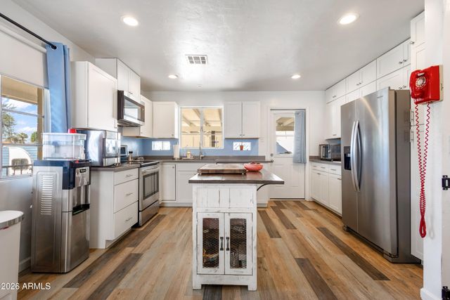 708 E NORTHVIEW Avenue, Phoenix, AZ 85020