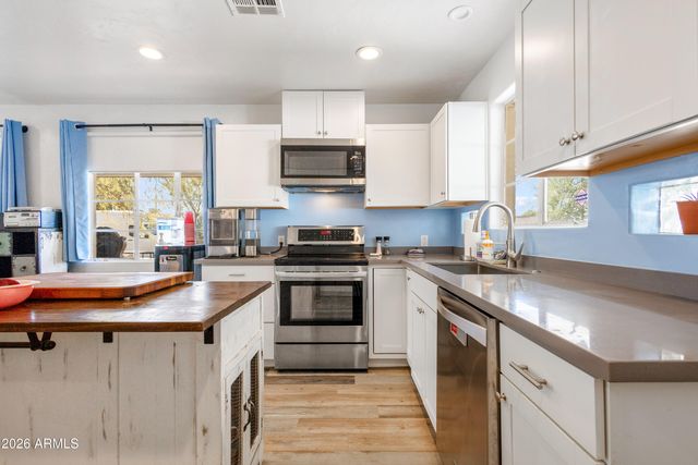 708 E NORTHVIEW Avenue, Phoenix, AZ 85020