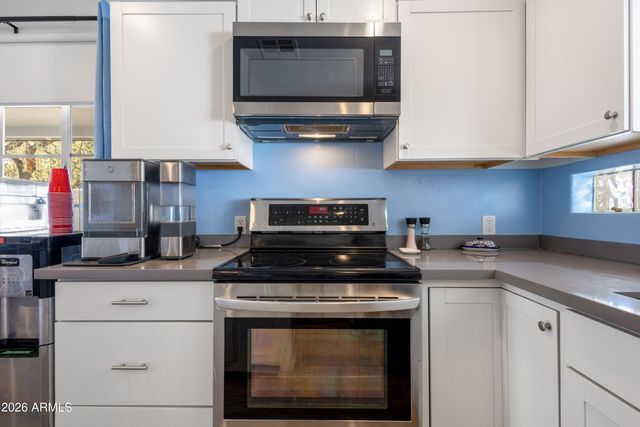 708 E NORTHVIEW Avenue, Phoenix, AZ 85020