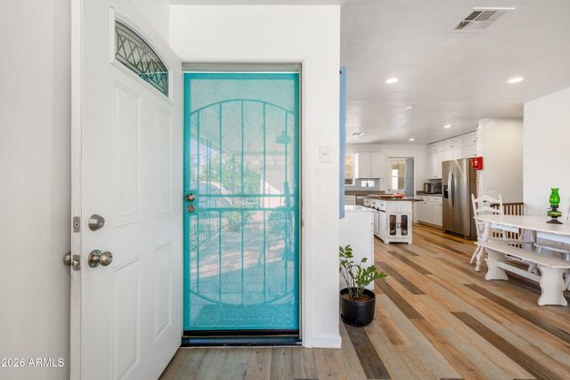 708 E NORTHVIEW Avenue, Phoenix, AZ 85020