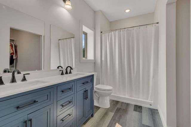 1000 10th Avenue NE, Sauk Rapids, MN 56379