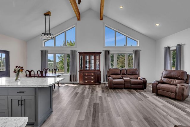 1000 10th Avenue NE, Sauk Rapids, MN 56379