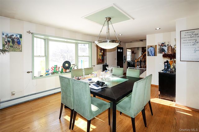 25 Centre Street, Lynbrook, NY 11563