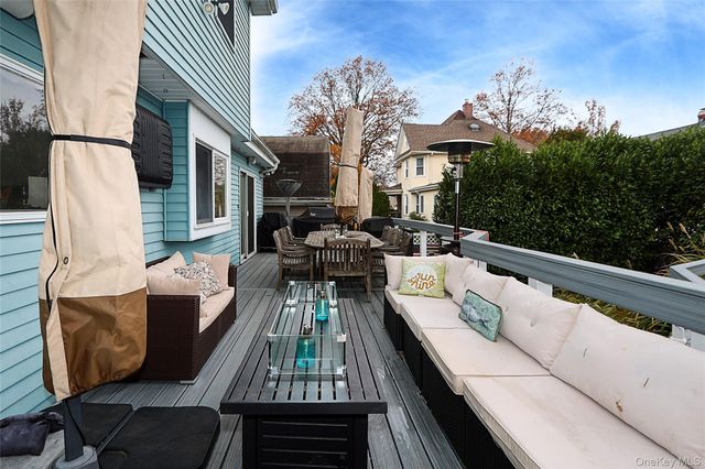 25 Centre Street, Lynbrook, NY 11563