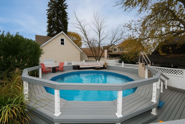 25 Centre Street, Lynbrook, NY 11563