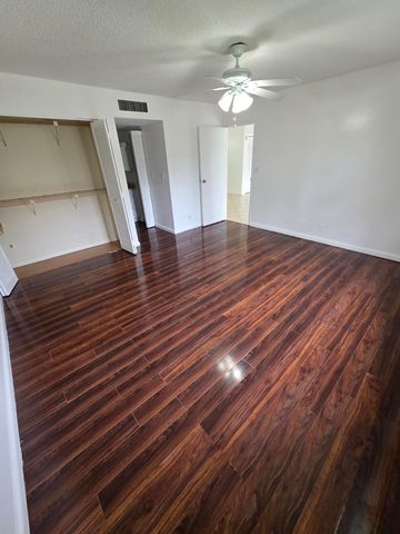 6361 N Falls Cir Drive 207, Lauderhill, FL 33319