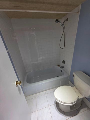 6361 N Falls Cir Drive 207, Lauderhill, FL 33319