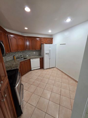 6361 N Falls Cir Drive 207, Lauderhill, FL 33319