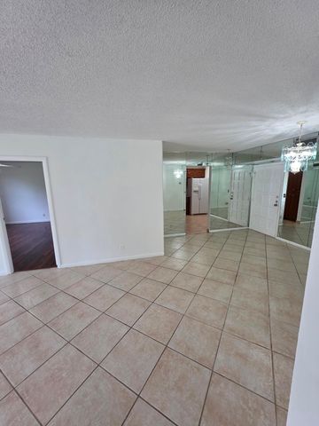 6361 N Falls Cir Drive 207, Lauderhill, FL 33319