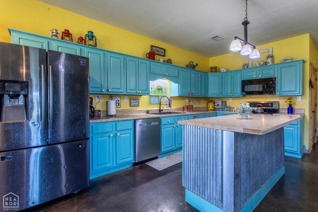 157 Alma Drive, Highland, AR 72542