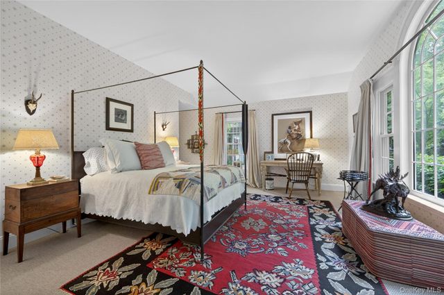 3 Peacock Pond Road, Glen Cove, NY 11542