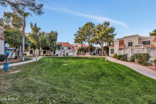 1717 E UNION HILLS Drive 2033, Phoenix, AZ 85024