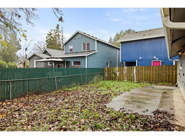 8412 Se LIEBE St, Portland, OR 97266
