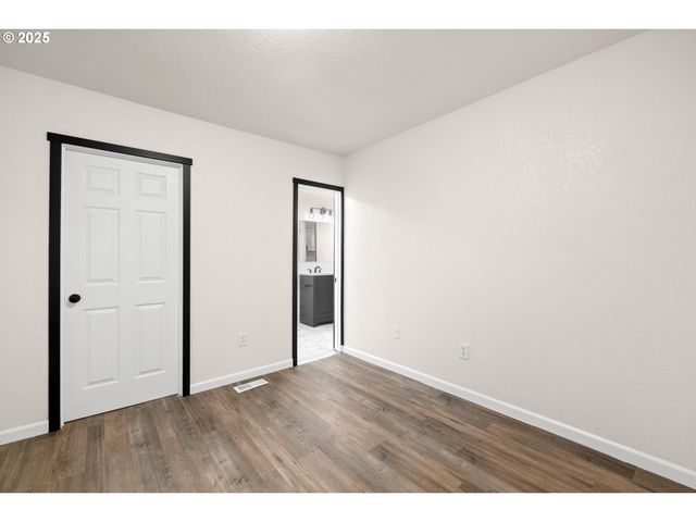 8412 Se LIEBE St, Portland, OR 97266