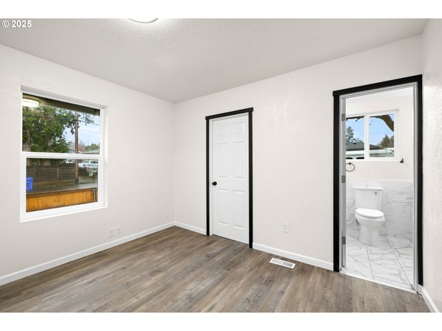 8412 Se LIEBE St, Portland, OR 97266