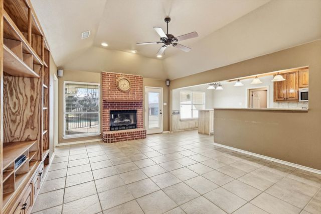 10305 Alta Vista Road, Fort Worth, TX 76244