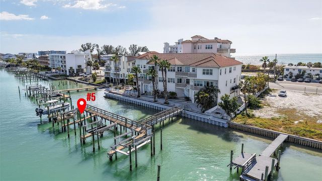 10133 GULF BOULEVARD E1, Treasure Island, FL 33706