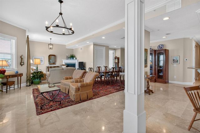 10133 GULF BOULEVARD E1, Treasure Island, FL 33706