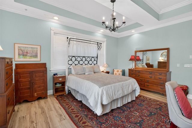 10133 GULF BOULEVARD E1, Treasure Island, FL 33706