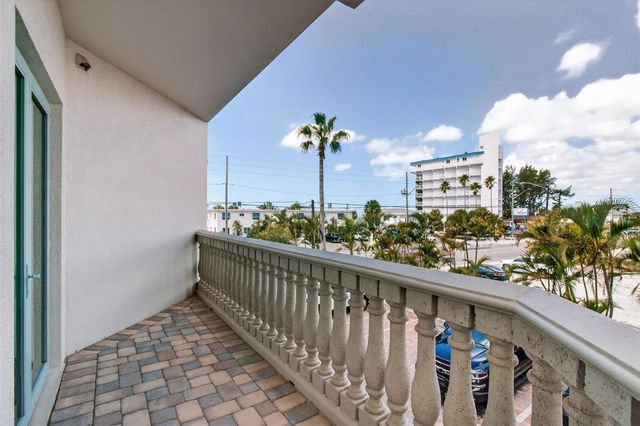 10133 GULF BOULEVARD E1, Treasure Island, FL 33706