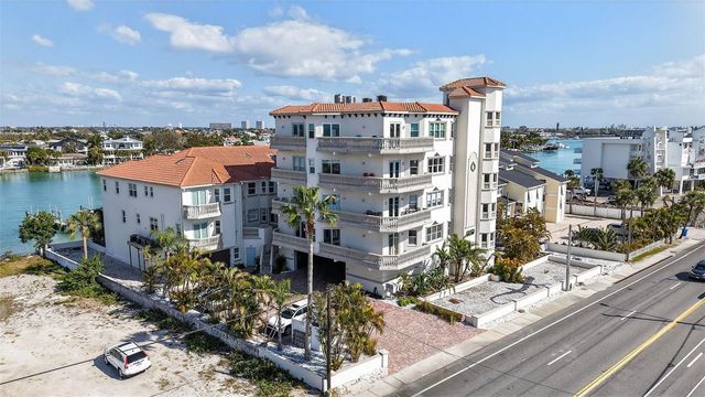 10133 GULF BOULEVARD E1, Treasure Island, FL 33706