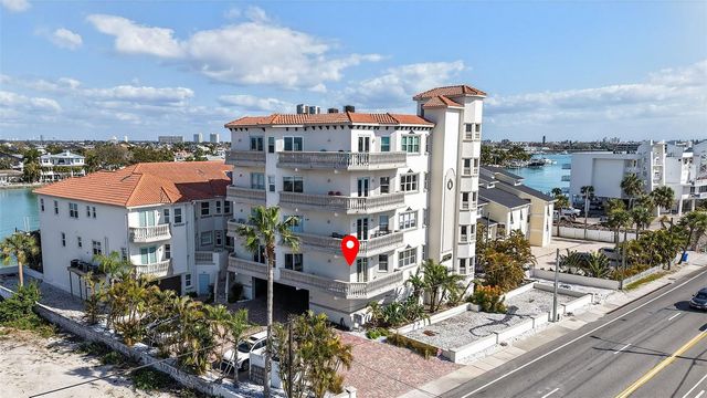 10133 GULF BOULEVARD E1, Treasure Island, FL 33706