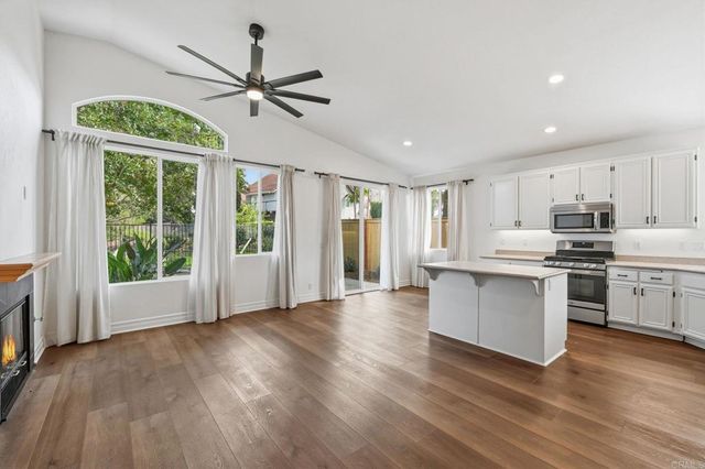 1272 Ocean Breeze Street, San Marcos, CA 92078