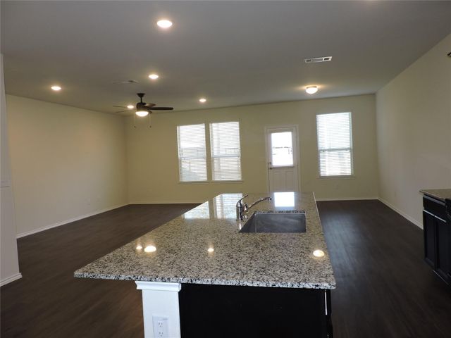 4022 Timber Sapp Drive, Conroe, TX 77304