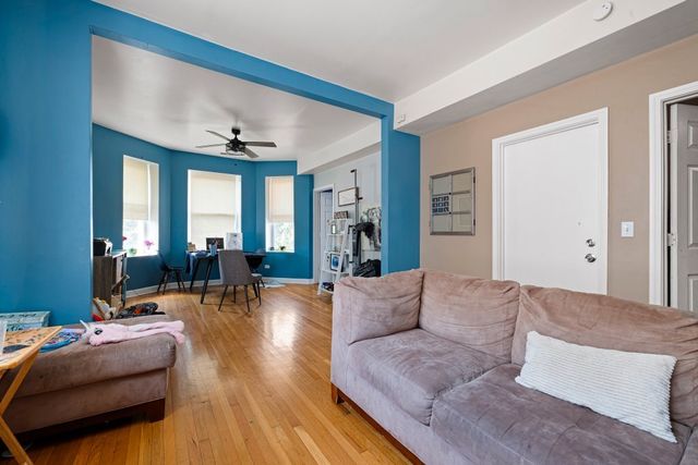 1015 N Central Avenue, Chicago, IL 60651