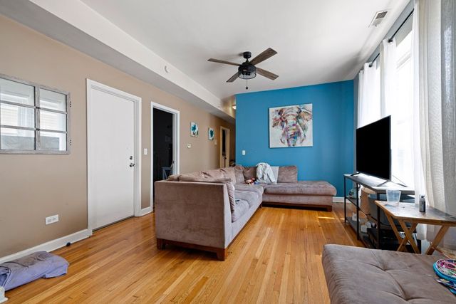 1015 N Central Avenue, Chicago, IL 60651