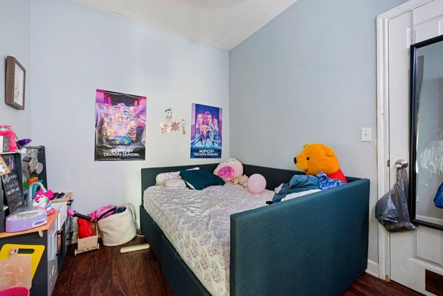 1015 N Central Avenue, Chicago, IL 60651