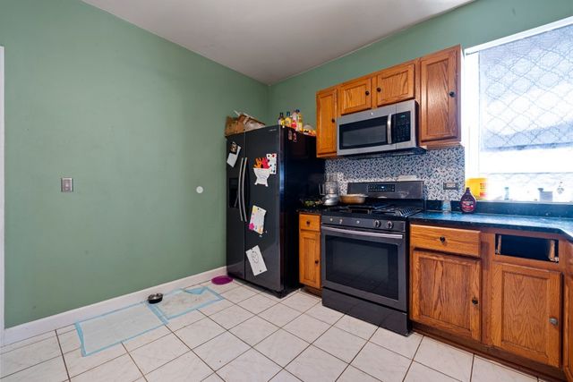 1015 N Central Avenue, Chicago, IL 60651