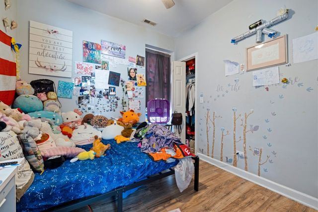 1015 N Central Avenue, Chicago, IL 60651