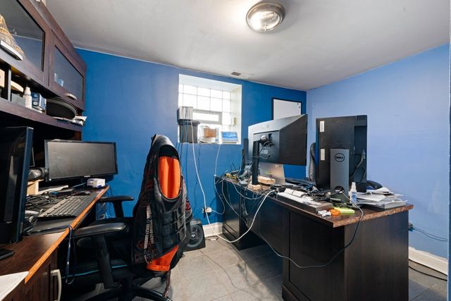 1015 N Central Avenue, Chicago, IL 60651